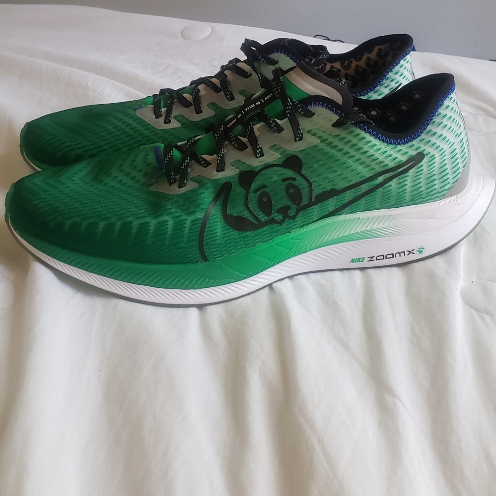 Nike Pegasus 35 Turbo Doernbecher Men's size 12 Standard Width Green